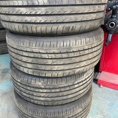 タイヤ　YOKOHAMA BluEarth-RV RV03 22年製　235-50 R18 夏タイヤ