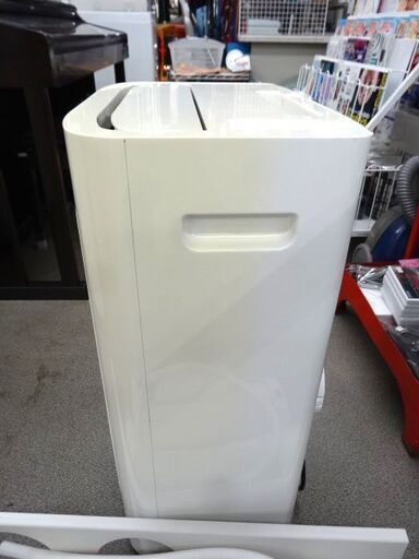 ② トヨトミ スポット冷暖エアコン 2019年製 TAD-22JW キャスター付き