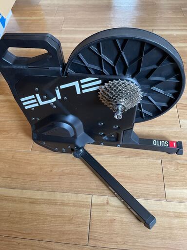 受け渡し予定者決定、キャンセル待ち1名】ELITE SUITO スマートトレーナー