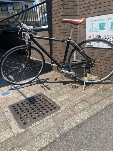 リサイクルショップどりーむ荒田店　No1236 クロスバイク　２８インチ　WEEKENDBIKES　あさひ　定価約４万円　ギア切り替え付き♪　軽くて乗りやすいです♪