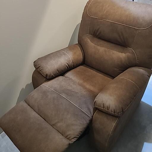 ☑️ジモ売約済み イタリア輸入30万超NATUZZI本革1人掛けソファー＋