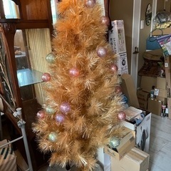 大きなクリスマスツリー 