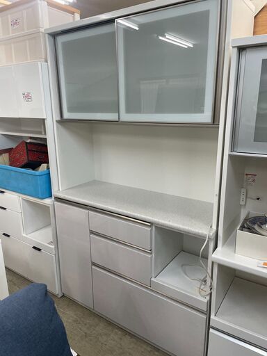 リサイクルショップどりーむ荒田店　No11968 ニトリ　アルミナ２　定価約１０万円　大型　キッチンボード　白　大人気のシリーズ♪　セパレートタイプで運搬も楽々♪
