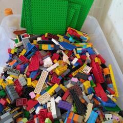 LEGOブロック　箱いっぱい