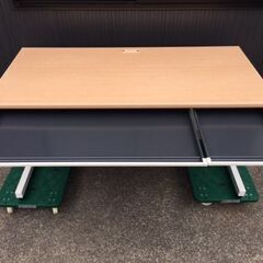 【良品/美品/2台セットで】 PLUS/プラス　スチールOAデスク/フラットライン/平机/引出し　SP-T147 WM　W1400×D700×H700 【複数台対応可】