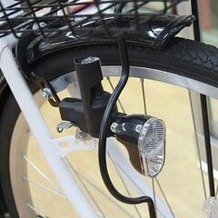 美品 自転車 27インチ ママチャリ 切替なし ホワイト 鍵2本・かご付き POZZAT  札幌市 清田区 平岡 美品 自転車 27インチ ママチャリ 切替なし ホワイト 鍵2本・かご付き