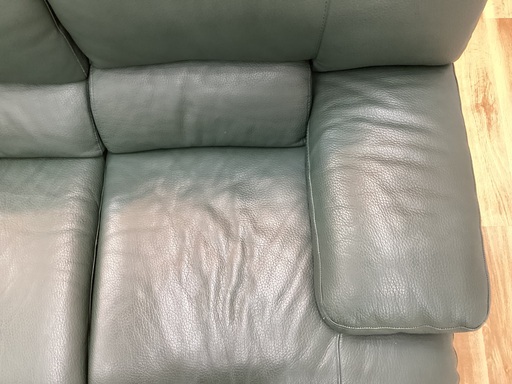 シックなデザインのソファー入荷しました。【トレファク愛知蟹江】 売れ筋