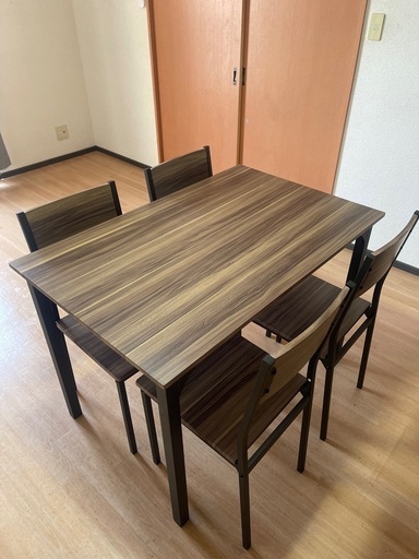 4人掛けダイニングテーブル
