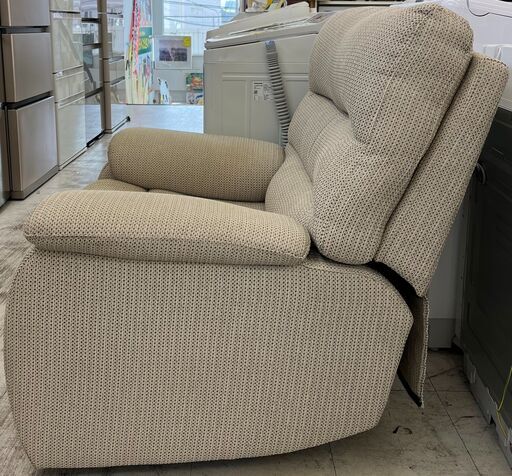 ニトリ　リクライニングソファー　美品 2人掛け両電動リクライニングソファ 本革(一部合成皮革)タイプ