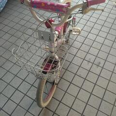 自転車　女の子　ピンク系