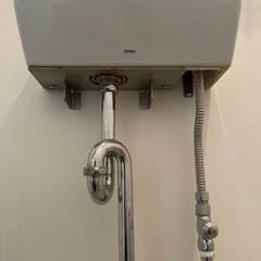 【お値段交渉可】 TOTO 壁掛手洗い器 シンク 手洗い　 -glamlipsラムファーライクブルゾン