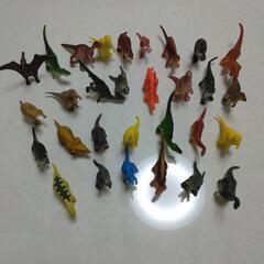 恐竜30体