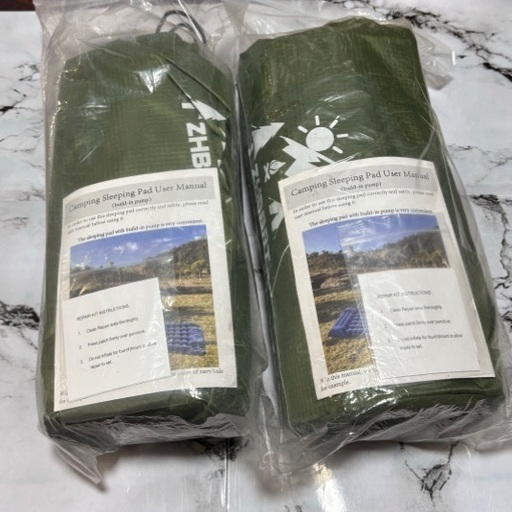 ❤️お値下げしました❤️新品 キャンプマット 2点セット 厚さ10cm   足踏み式 枕付き 連結可能 防水