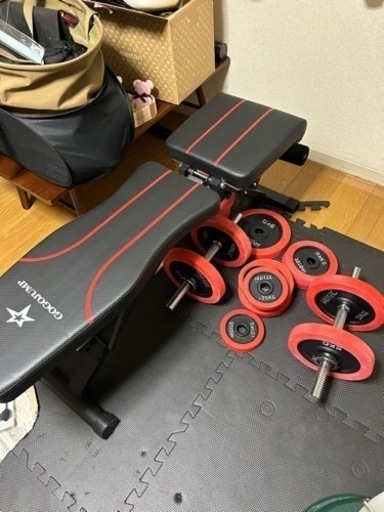 可動式ベンチ台と可変式ダンベル