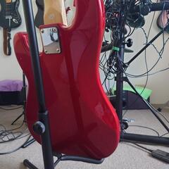 Bass guitar selder & Bass amplifier set