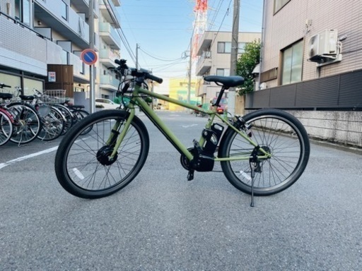 自転車 クロスバイク　電動　アシスト