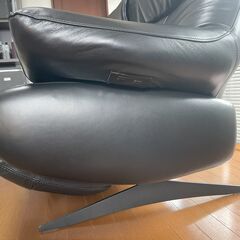 高級本革　コードレス電動リクライニングソファー