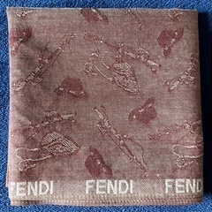 FENDI フェンディ　ハンカチ　ブランド