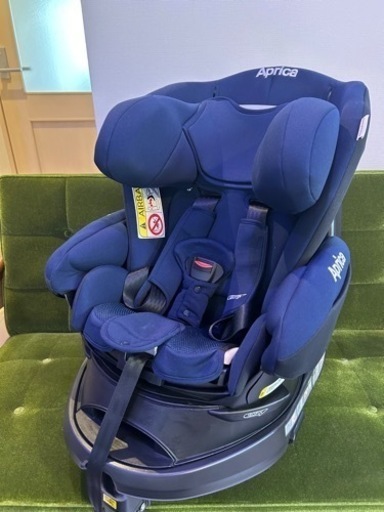 Apricaディアターン プラス ISOFIX AB【美品】【チャイルドシート】
