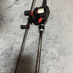 別投稿のバスロッド5本とリール3機まとめて取引限定価格