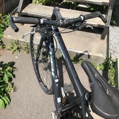 28インチ】TREK トレック クロスバイク FX2 ブラック