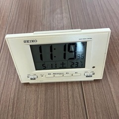SEIKO電波デジタル時計