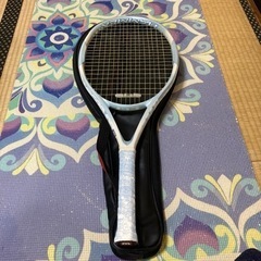 テニスラケット　Wilson