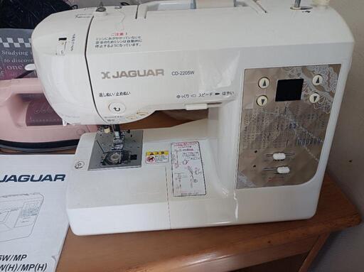 期間限定値下げ　家電 生活家電 ミシン　JAGUAR　CD2205W