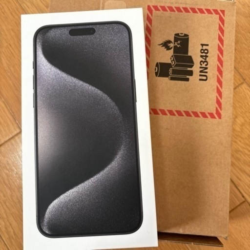 iPhone 15 Pro Max 256GB ブラックチタニウム　SIMフリー iPhone 15 Pro Max ブラックチタニウム 256 GB