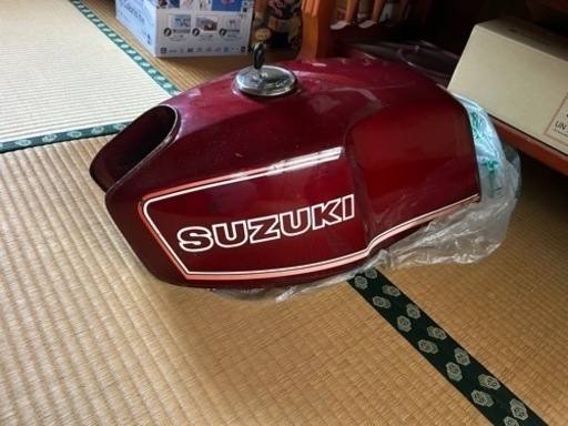 gsx250e赤ざり外装