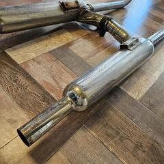 w650 純正マフラー