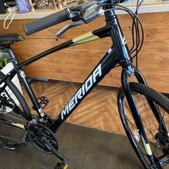 【MERIDA CROSSWAY200前後タイヤ新品！】ディスクブレーキ　アルミフレーム　3×8速　700×28cクロスバイク　ブラック