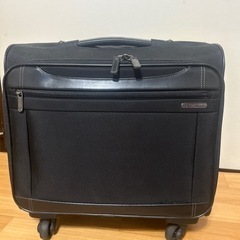 
スーツケース