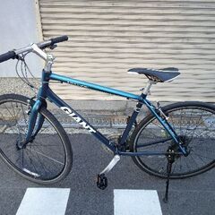 [GIANT] ESCAPE(エスケープ)R3 700cクロスバイク(M) アルミ/24speed/ブルートーン