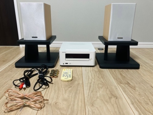 ミニコンポセット　ONKYO CR-U5X/スピーカースタンド/インシュレーター