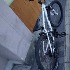 GIOS[ジオス]GENOVA(ジェノア)24吋 ジュニアMTB アルミ/Fサス/21speed