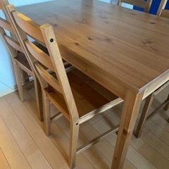 【ネット決済】IKEA ダイニングテーブル、チェア4脚セット