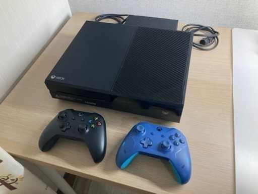 Xbox One SSD 1TB換装済/モニター付/コントローラー2個付属