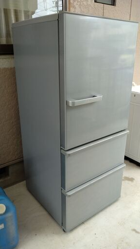2018年製・冷蔵庫AQUA(アクア）・AQR-27G・272L/右開き