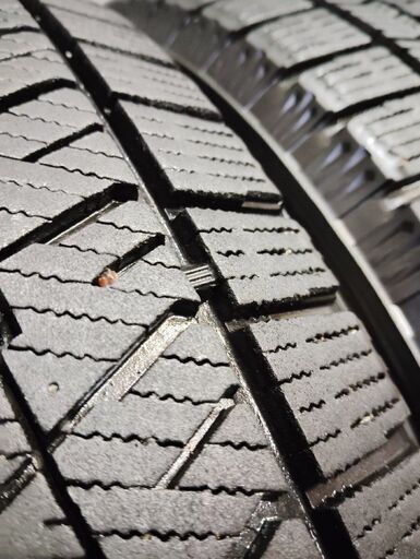 BS BRIDGESTONE BLIZZAK VRX2 215/60R17 17インチ スタッドレス 4本 バリ溝 エスティマ アルファード ヴェルファイア等　(KTL061) 楽天市場】215/60r17 スタッドレス 4本セット vrx2（タイヤ・ホイール
