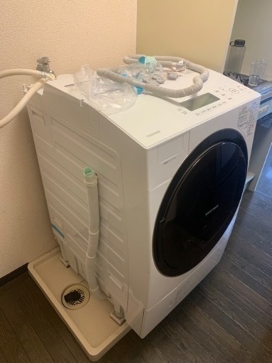 TOSHIBAドラム式洗濯乾燥機2015年式　　取りに来れる方限定❗️洗濯機
