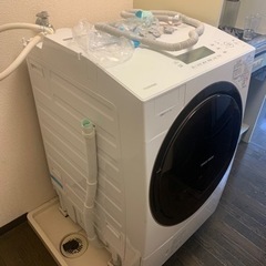TOSHIBAドラム式洗濯乾燥機2015年式　　取りに来れる方限...