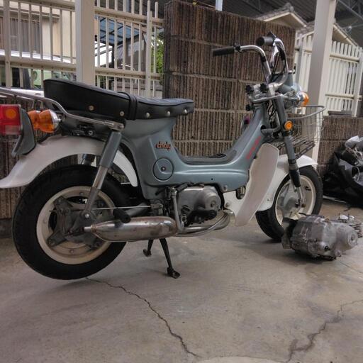 初期型シャリー(ツチノコマフラー＆兜フェンダー)