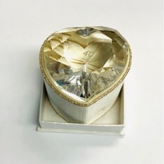 4℃　K18WG　ホワイトゴールド　ハートダイヤ　ネックレス　ハート型ケース、箱付き