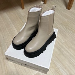 靴/バッグ 靴 ブーツ　【美品】メリージェニー