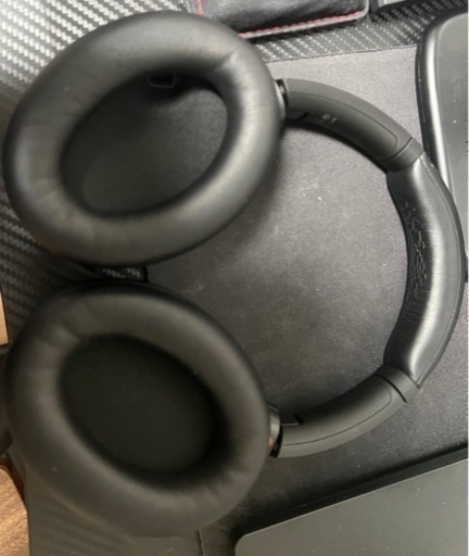 ヘッドフォン WH-1000XM4