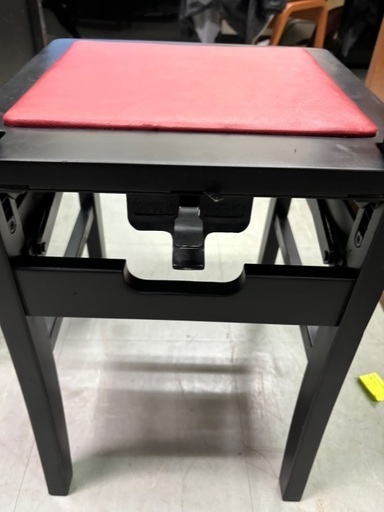 ピアノ椅子 高さ調整可能，皮張り替え，メンテ済み、不具合なし