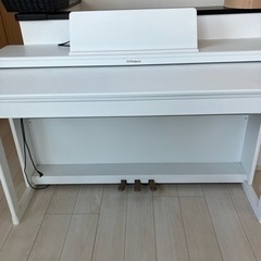 Roland デジタルピアノ　美品　RP701 