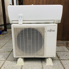 富士通エアコン　10畳　
AS-J28C-W