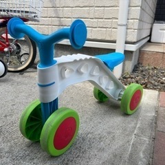 格安！　おもちゃ 三輪車